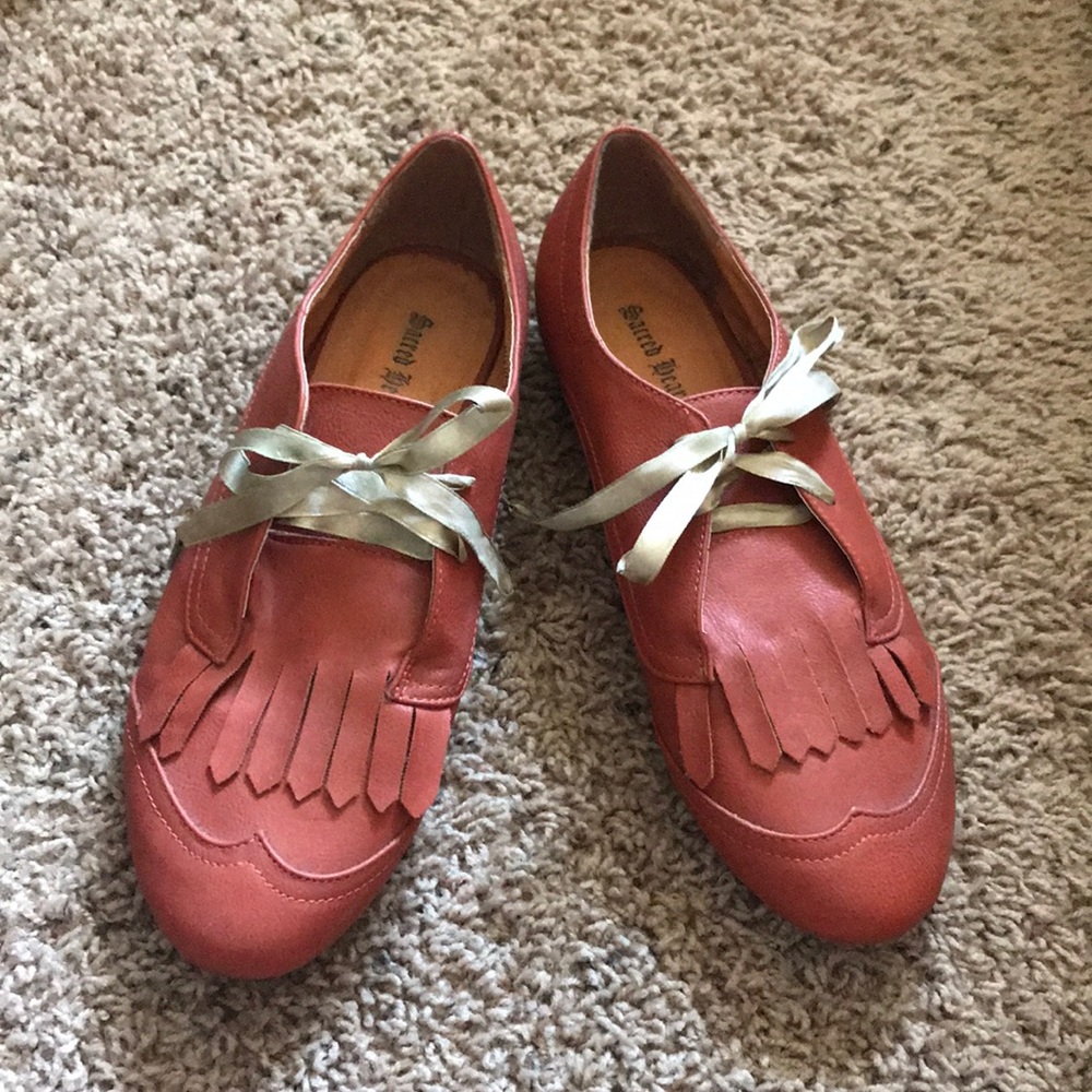 Fringe loafers